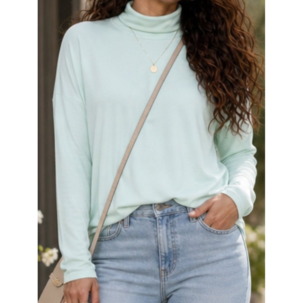 Gap NWT Mint Green merino wool blend turtleneck large